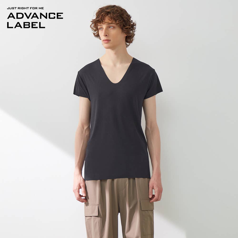Short sleeve U-neck T-shirt [SALE]